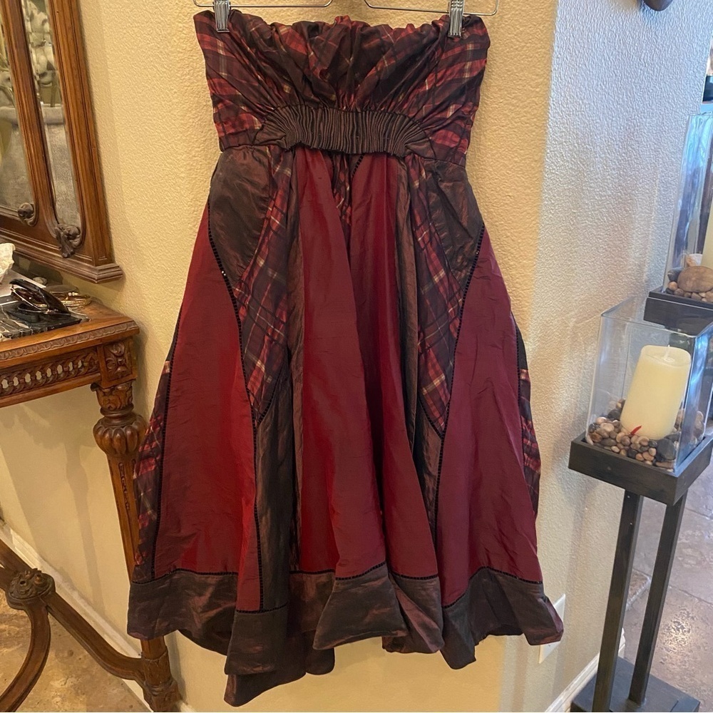 BCBG MAXAZRIA RUNWAY Women Burgundy Plaid Strapless Artsy Party Dress Size Small